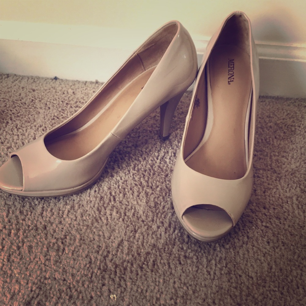 Merona Nude/Beige Heels Size 9